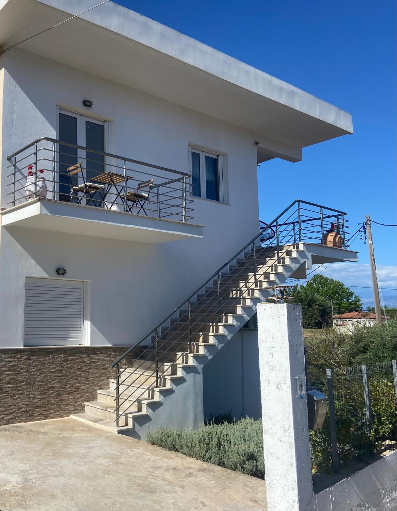 Villa Delfini Chrani Exterior photo